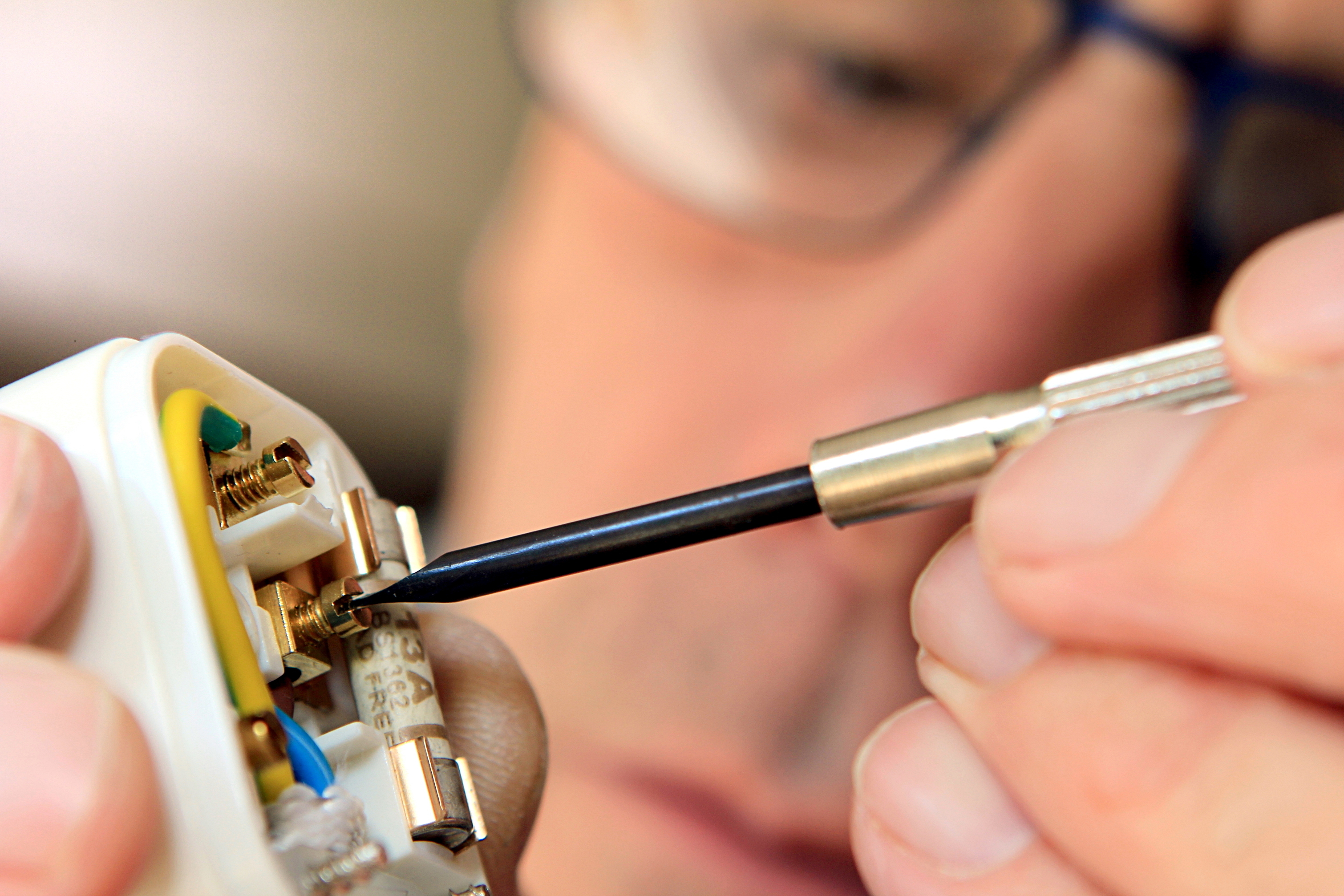 Electricians in London